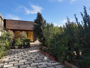 باغ ویلا خوشگل داخل بافت مناسب سکونت