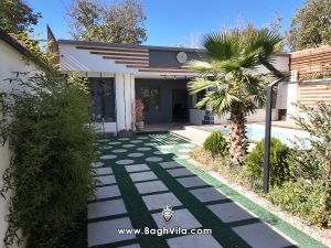 فروش ویلا مدرن سرخاب لوکیشن خوب ، خیابان داریوش