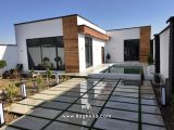 ویلای مدرن سفید