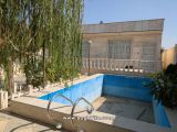استخر و ویلا