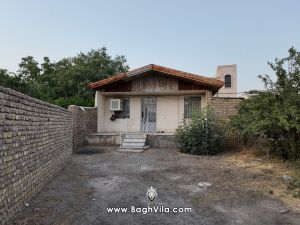 خانه ویلایی کلنگی با سند تک برگ داخل بافت